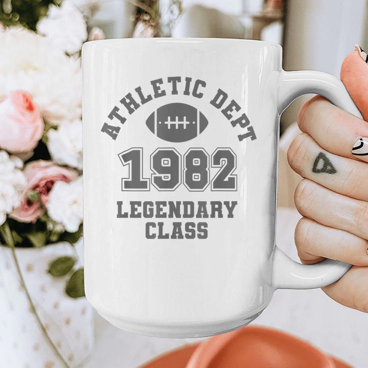 Class Of 1982 Graduation Yr High School Pride Vintage Retro Graphic Print Coffee Mug