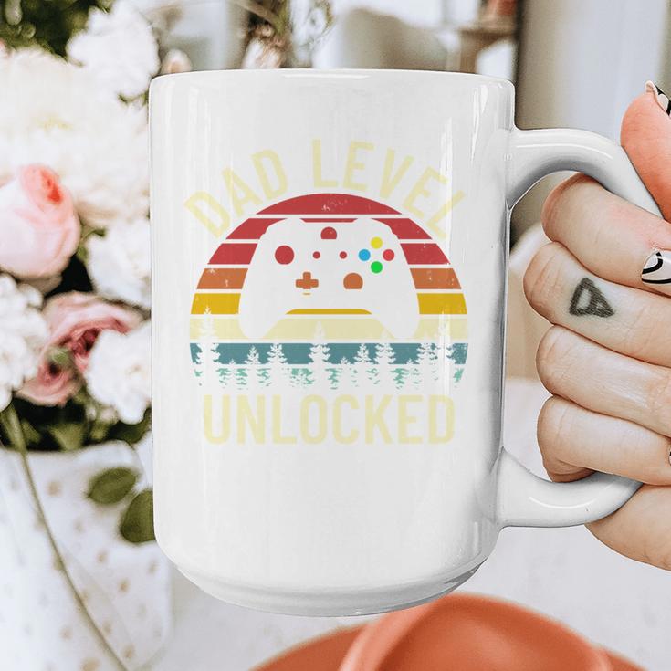 Cute Vintage Dad Level Unlocked Funny Gamer New Daddy Father Graphic Print Coffee Mug