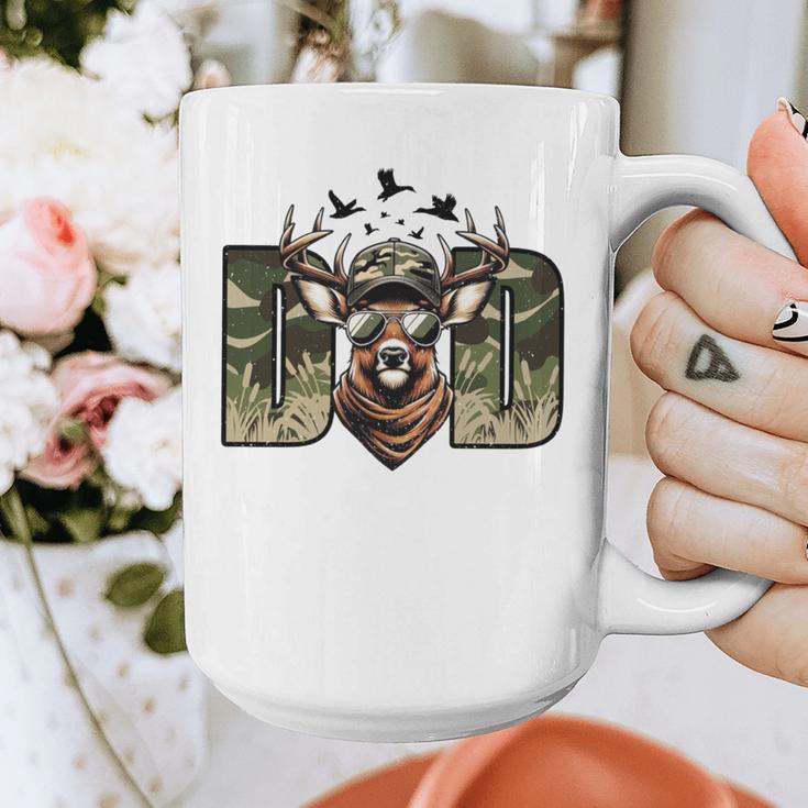 Retro Camo Dad Hunting Camouflage Deer Matching Graphic Print Coffee Mug