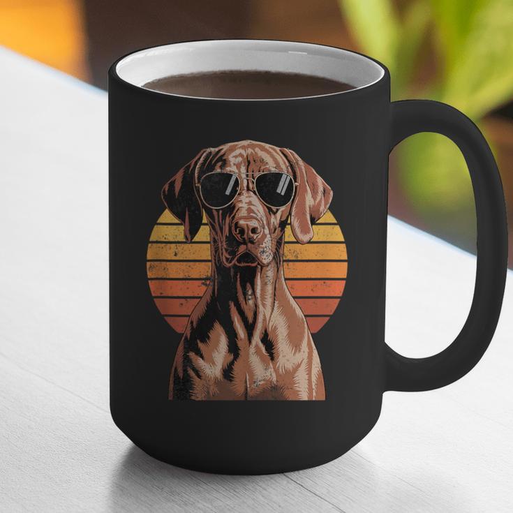 Cool Retro Vizsla Dog Mom Dad Vintage Pet Lovers Graphic Print Coffee Mug Cool Retro Vizsla Dog Mom Dad Vintage Pet Lovers Graphic Print Coffee Mug
