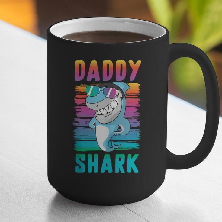 Daddy Shark Retro Vintage Dad Graphic Print Coffee Mug