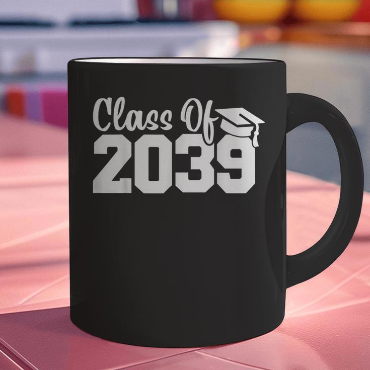 Class Of 2039 Senior 2039 Kindergarten To Graduation Graphic Print Coffee Mug