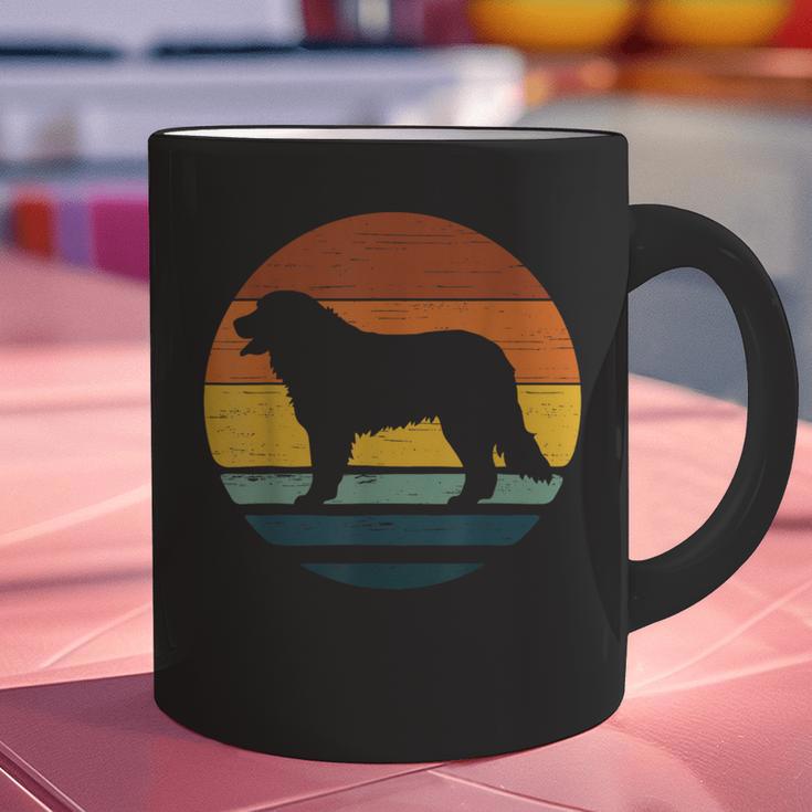 Golden Mountain Vintage Retro Mum Dad Dog Men Women Kids Graphic Print Coffee Mug