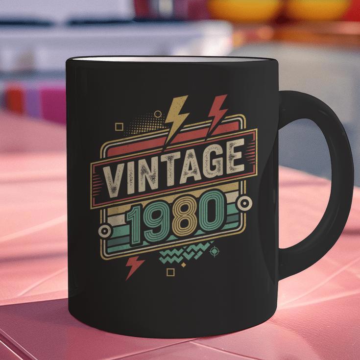 Vintage 1980 Retro Badge Decade Nostalgia Graphic Emblem Graphic Print Coffee Mug