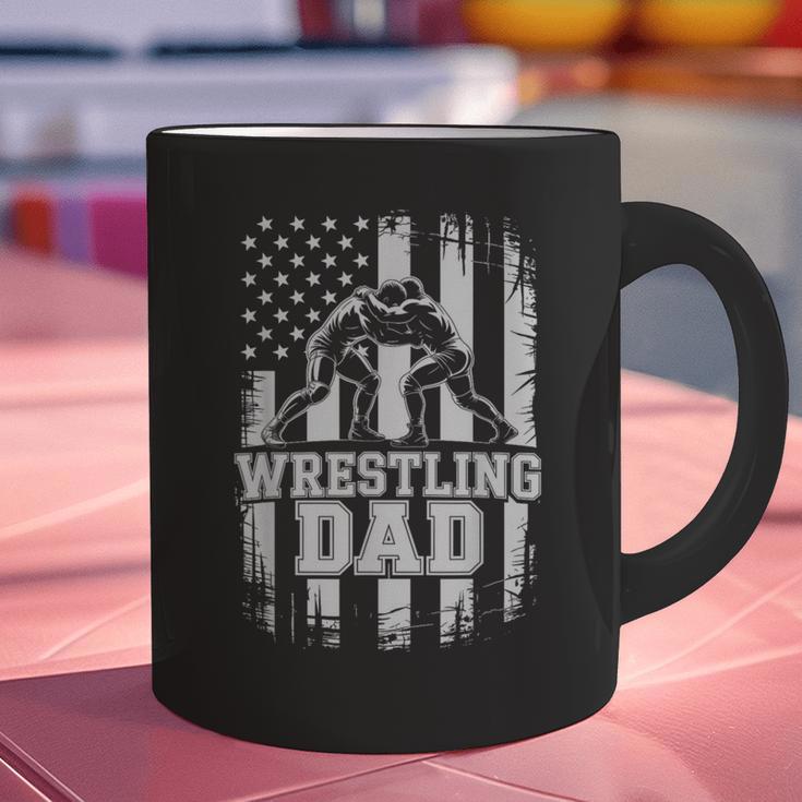 Wrestling Dad US Flag Fathers Day Wrestling Fans Graphic Print Coffee Mug