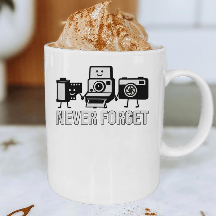 Never Forget Retro Camera Photography Nostalgia Premium Tri-Blend Graphic Print Coffee Mug