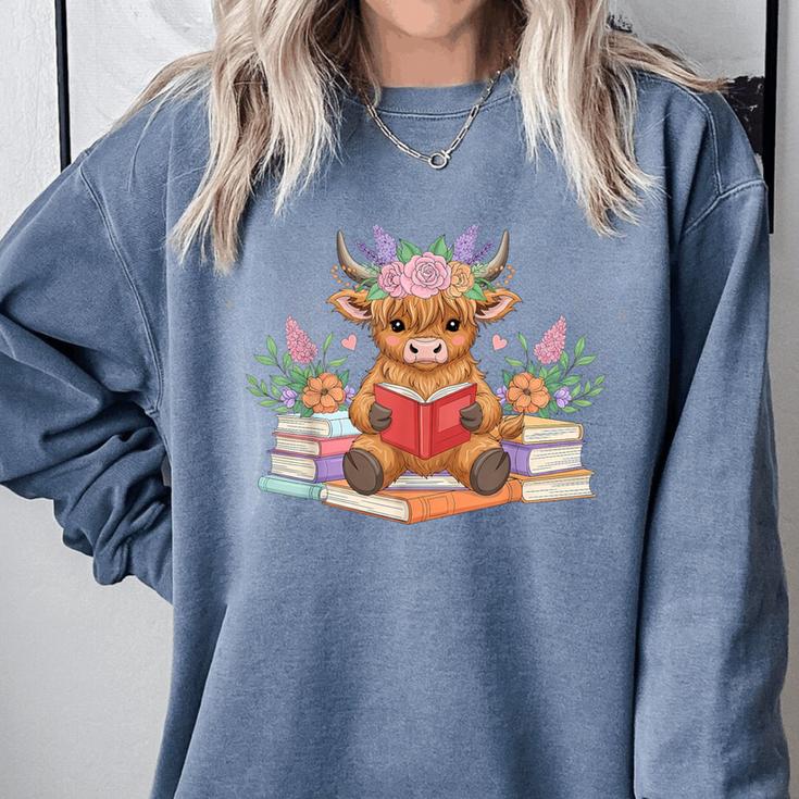Cute Baby Highland Cow Reading Book Lover Toddler Comfort Colors Sweatshirt