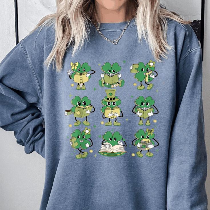 Cute Shamrock Reading Books St Patrick's Day Teacher Reading Comfort Colors Sweatshirt