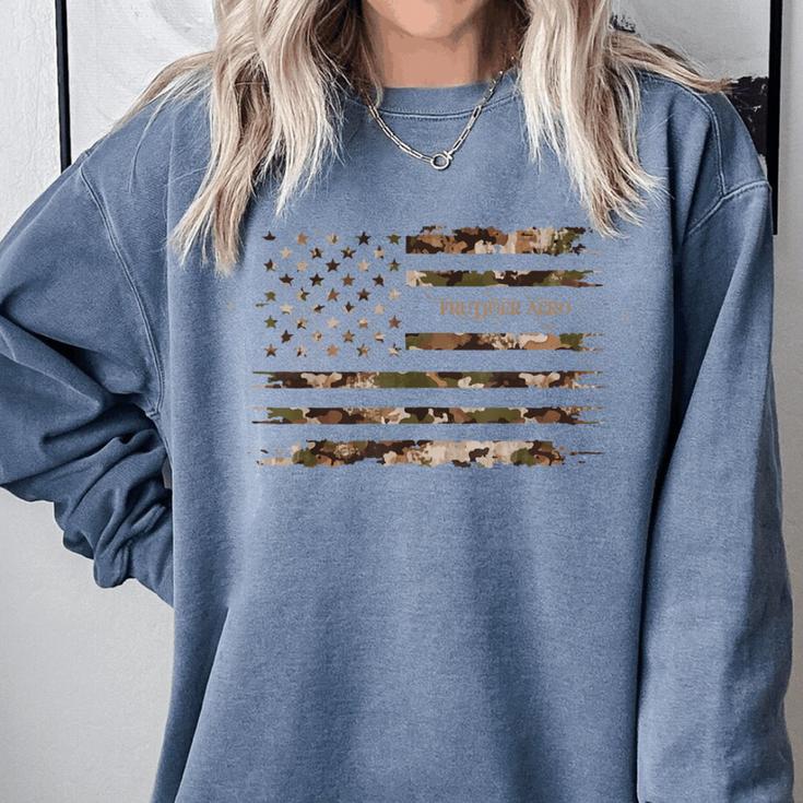 Frutiger Aero Aesthetic Retro Tech Camo Distressed American Comfort Colors Sweatshirt Frutiger Aero Aesthetic Retro Tech Camo Distressed American Comfort Colors Sweatshirt