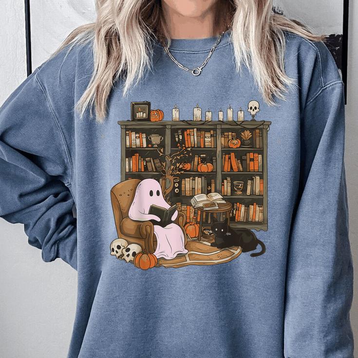 Ghost Reading Book Cat Lover Halloween Reading Enthusiast Comfort Colors Sweatshirt Ghost Reading Book Cat Lover Halloween Reading Enthusiast Comfort Colors Sweatshirt
