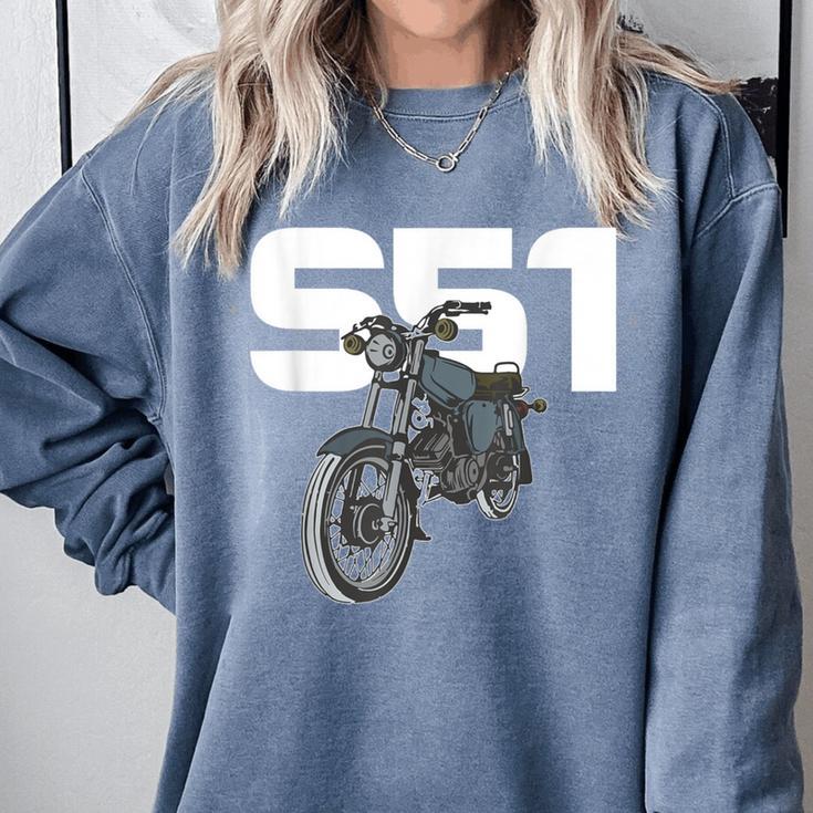 Retro Simme Moped Nostalgia Eastern Block Schwalbe Driver DDR Comfort Colors Sweatshirt