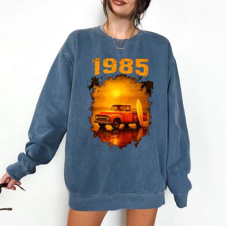 1985 Vintage Sunset Surf Truck Retro Beach Nostalgia Comfort Colors Sweatshirt
