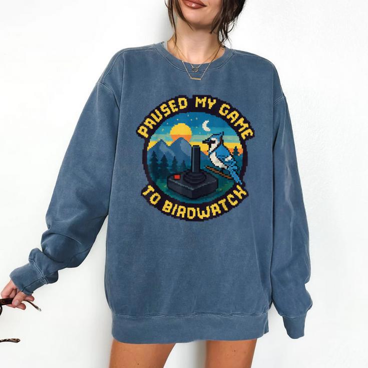 8-Bit Gamer Birder Blue Jay Arcade Nostalgia Nature Comfort Colors Sweatshirt