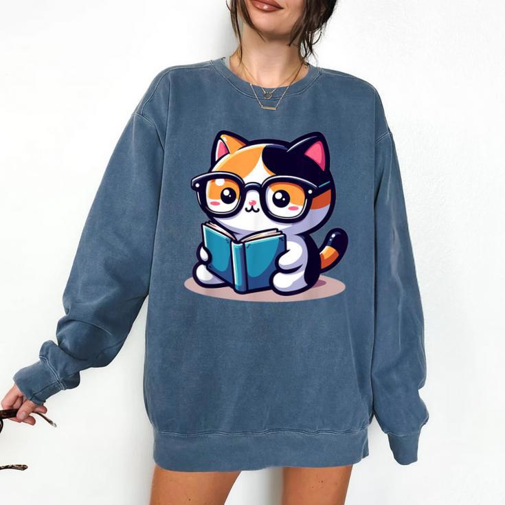 Adorable Book Lover Calico Cat With Reading Glasses Cute For Men Women Kids Comfort Colors Sweatshirt