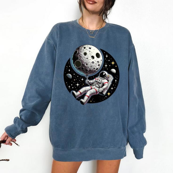Astronaut Aesthetic Holding Moon Balloon Planets Introvert Comfort Colors Sweatshirt