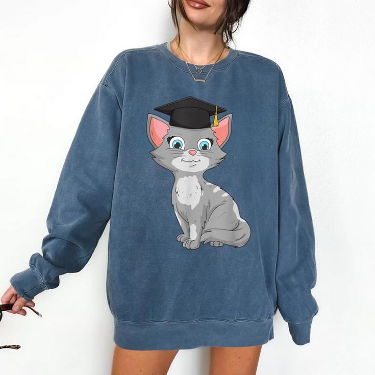 Bachelor Master Cats Graduation 2026 Graduate Comfort Colors Sweatshirt