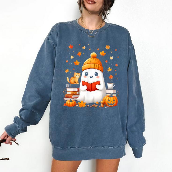 Cute Beanie Ghost Bookworm Cozy Book Reading Halloween Comfort Colors Sweatshirt