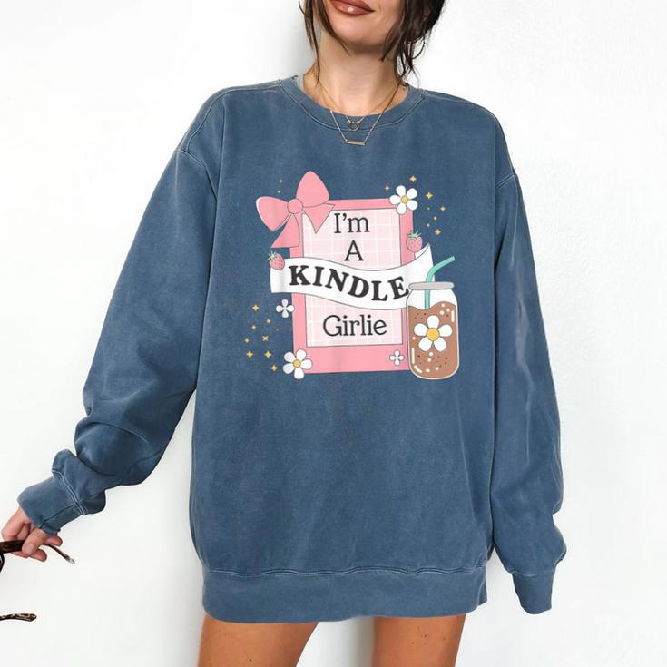 Cute Bookish Kindle Girlie Nerdy Read Book Lover Girl Women Comfort Colors Sweatshirt