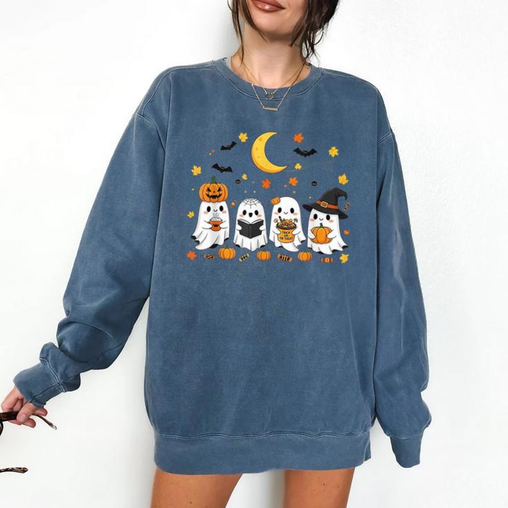 Cute Ghost Drinking Coffee Halloween Fall Ghost Book Reading Comfort Colors Sweatshirt