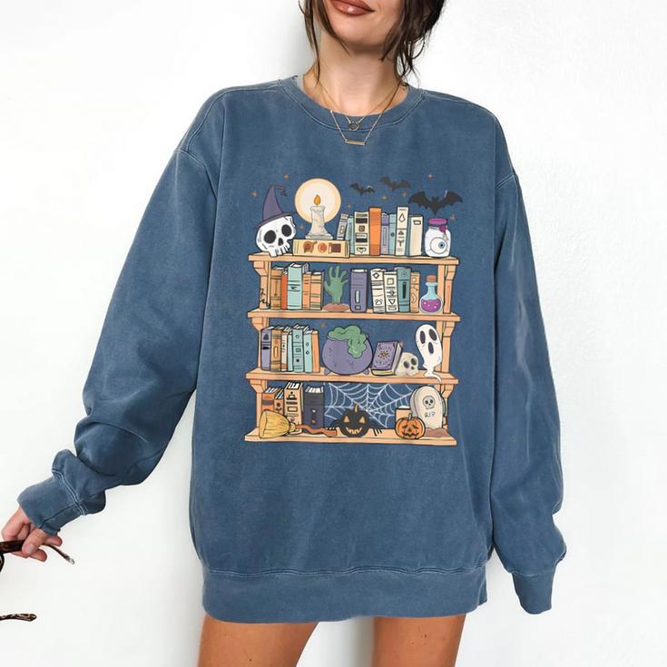 Ghost Book Reading Books Lover Teacher Happy Halloween Comfort Colors Sweatshirt