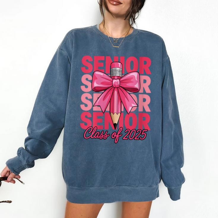 Graduate 2025 For Senior 2025 Graduation Coquette Pink Bow Comfort Colors Sweatshirt