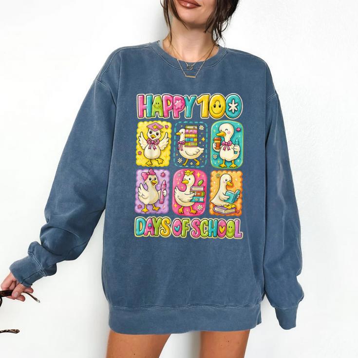 HUGvyn Happy 100 Days Of School Teacher Goose Preppy Books Comfort Colors Sweatshirt