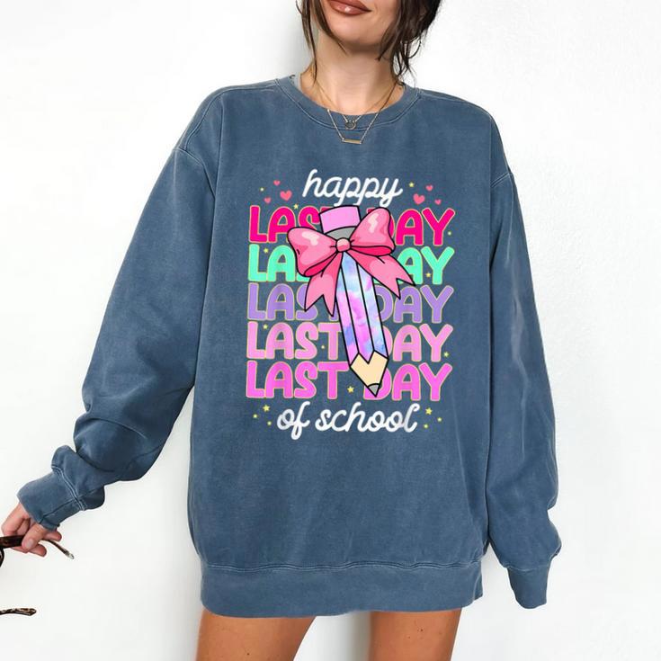 Last Day Of School Shirt Coquette Bow School Graduation Comfort Colors Sweatshirt