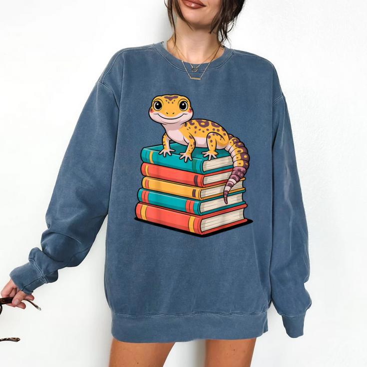 Leopard Gecko Book Lover Reading Comfort Colors Sweatshirt