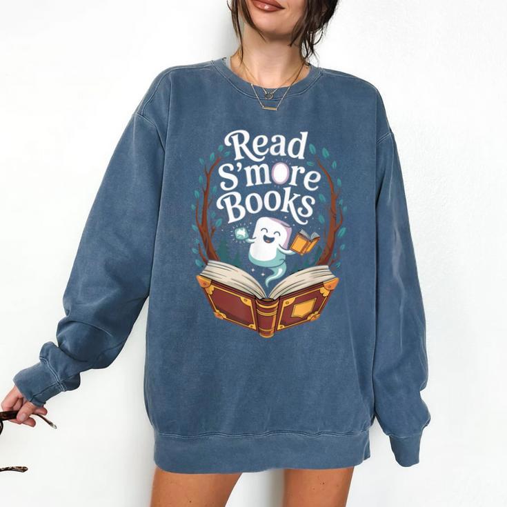 Read S'More Books Camping Outdoors Travel Campfire Comfort Colors Sweatshirt