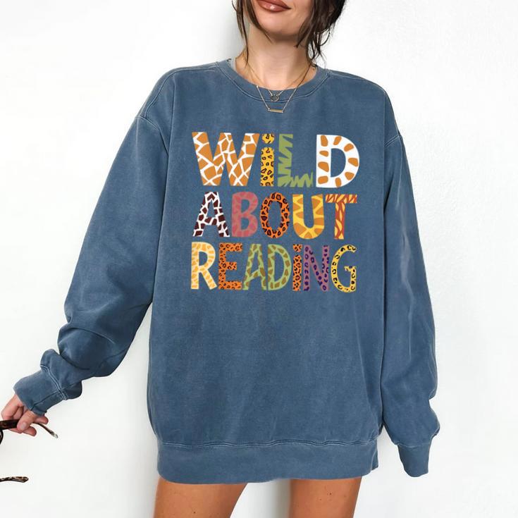 Wild About Reading Book Animal Children's Book Lover Teacher Comfort Colors Sweatshirt