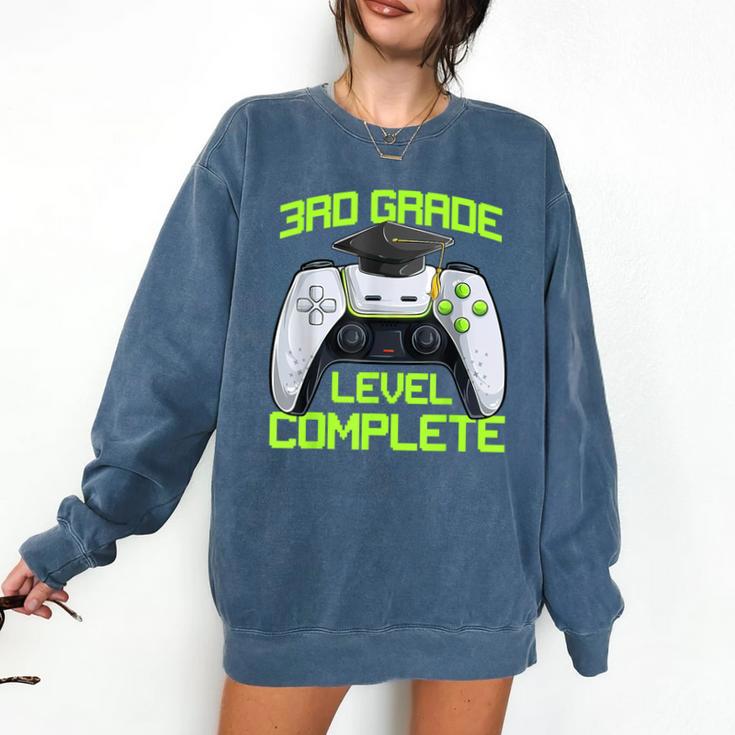3rd Grade Level Complete Gamer Class Of 2026 Graduation Comfort Colors Sweatshirt