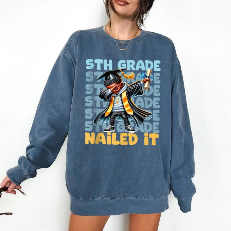 Dabbing Graduation Boy 5th Grade Nailed It Class Of 2025 Comfort Colors Sweatshirt