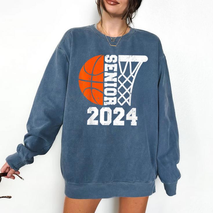 Graduate Senior Class Of 2024 Basketball Player Graduation Comfort Colors Sweatshirt