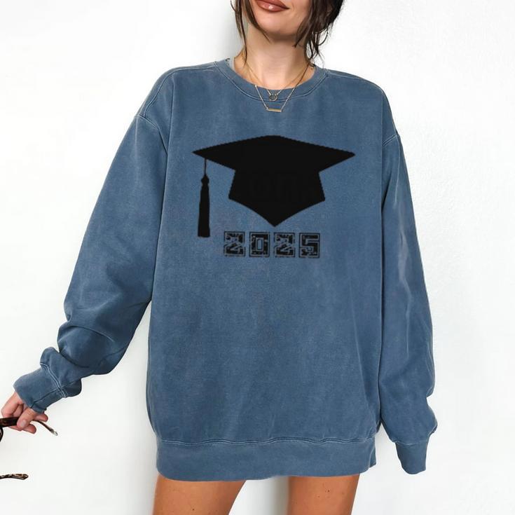 SENIOR 2025 Cute Graduation Class Of 2025 Graduate Comfort Colors Sweatshirt