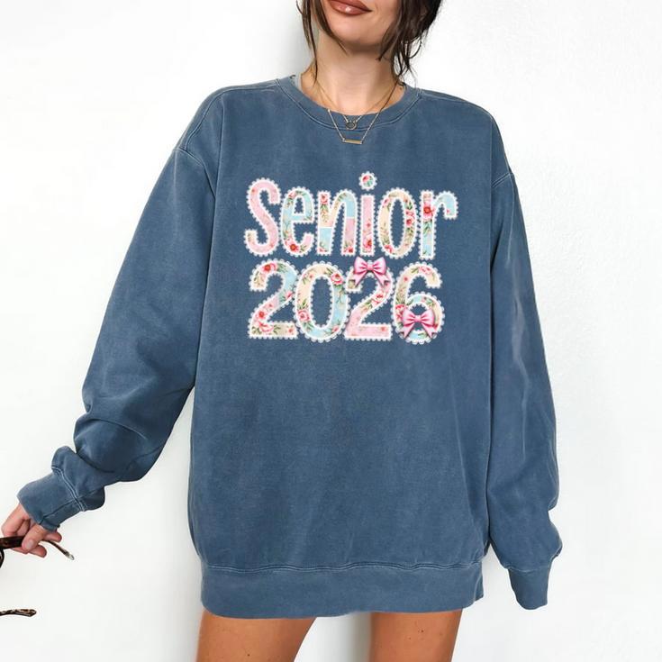 Senior Class Of 2026 Graduation 2026 Coquette Pink Bow Cute Comfort Colors Sweatshirt