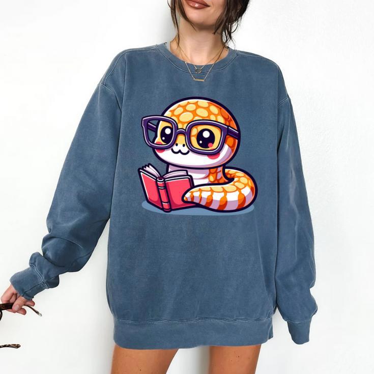 Adorable Book Lover Rattlesnake With Reading Glasses Cute Comfort Colors Sweatshirt