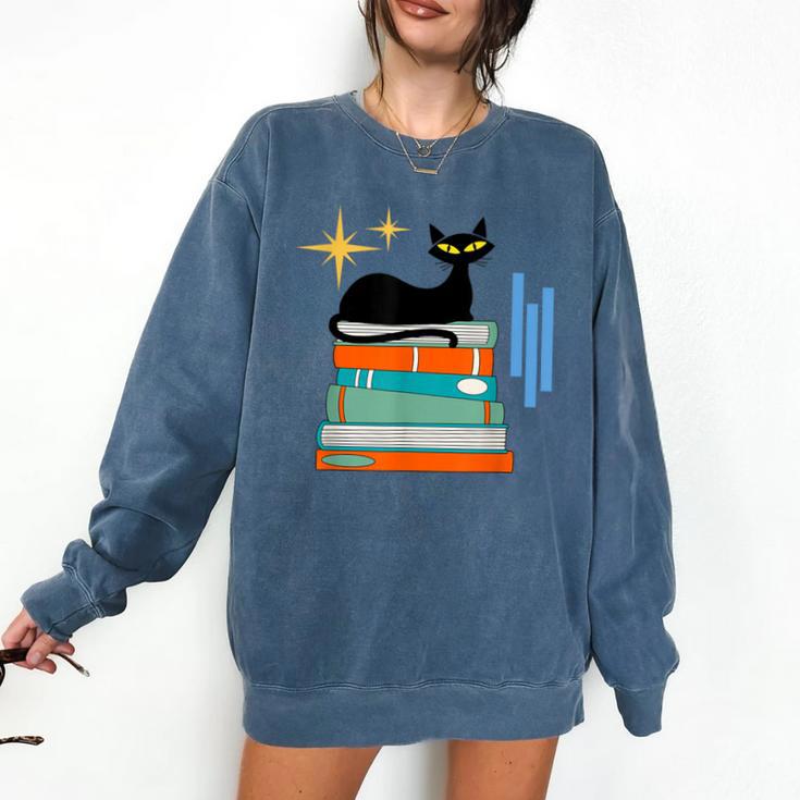 Cat And Books Retro Midcentury Mid Century Aesthetic Comfort Colors Sweatshirt
