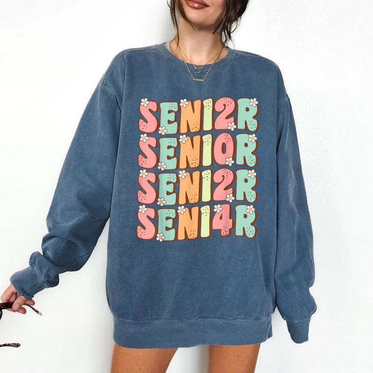 Groovy Senior Graduation Cute Groovy Senior Class Of 2024 Comfort Colors Sweatshirt