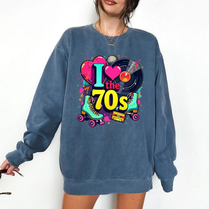 I Love The 70s Vintage Cassette Roller Vinyl Nostalgia 70s Premium Tri-Blend Comfort Colors Sweatshirt