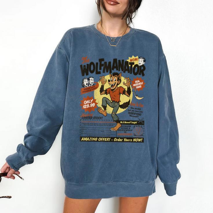 Werewolf Wolfmanator Nostalgia Vintage Halloween Comfort Colors Sweatshirt