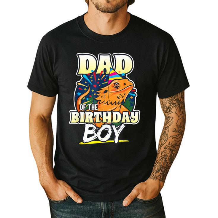 Dad Of Birthday Boy Kids Reptile Birthday Party Men's Casual T-Shirt