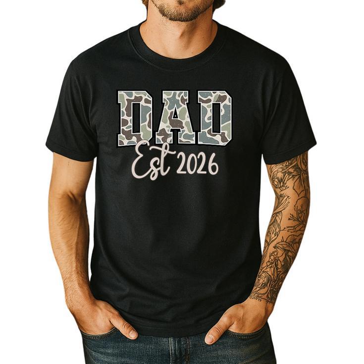 Dad Est 2026 Camo Old School Men Father's Day Dada Men's Casual T-Shirt