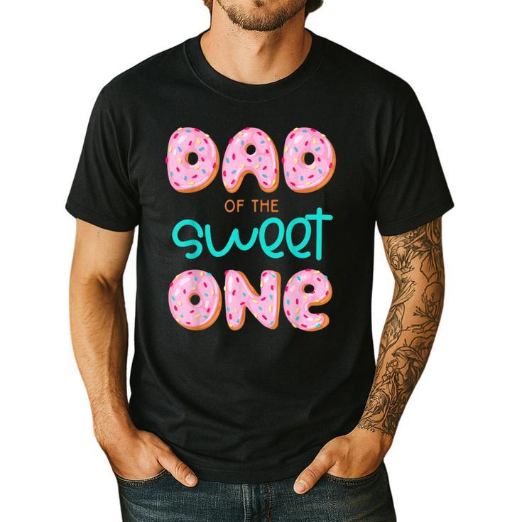 Dad Of Sweet One First Birthday Matching Family Donut Theme Men's Casual T-Shirt