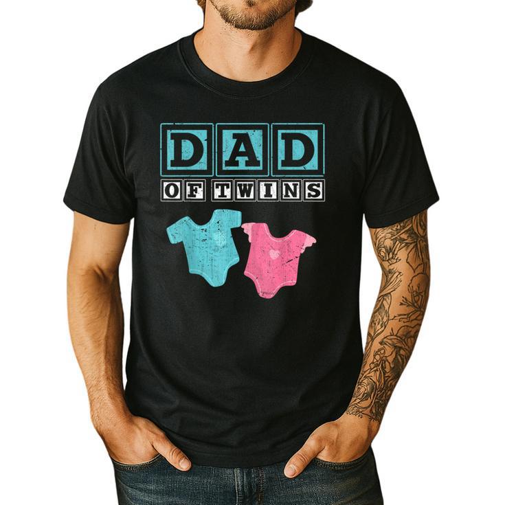 Dad Of Twins Family Daddy Fathers Day Future Parents Men's Casual T-Shirt