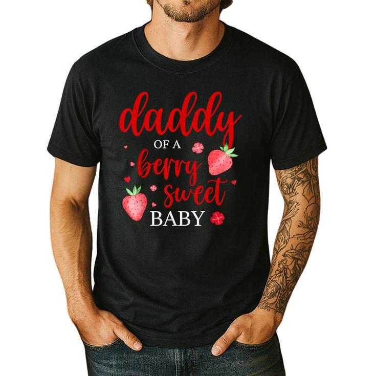 Daddy Of A Berry Sweet One Strawberry Baby First Birthday Men's Casual T-Shirt