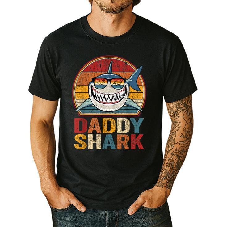 Daddy Shark Retro Shark Shirt Pajamas For Dad Dad Men's Casual T-Shirt