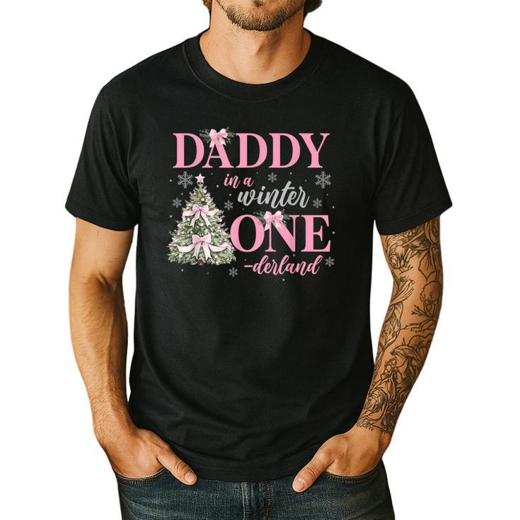 Daddy In a Winter Onederland Birthday Girl Christmas Tree Men's Casual T-Shirt