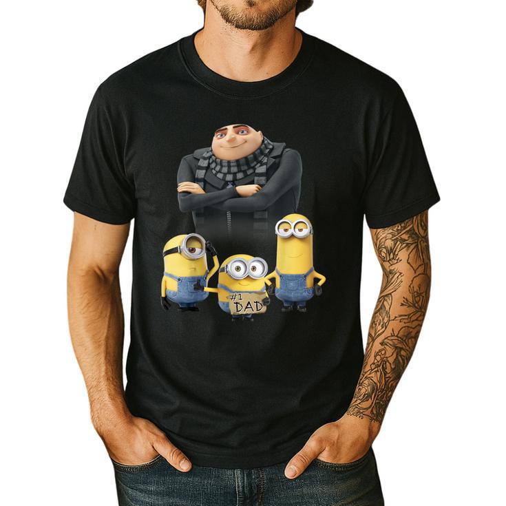 Despicable Me Minions Father's Day 1 Dad Cardboard Sign Men's Casual T-Shirt