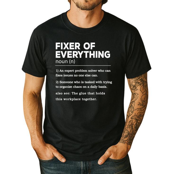 Father's Day For Office Dad Fixer Of Everything Men's Casual T-Shirt