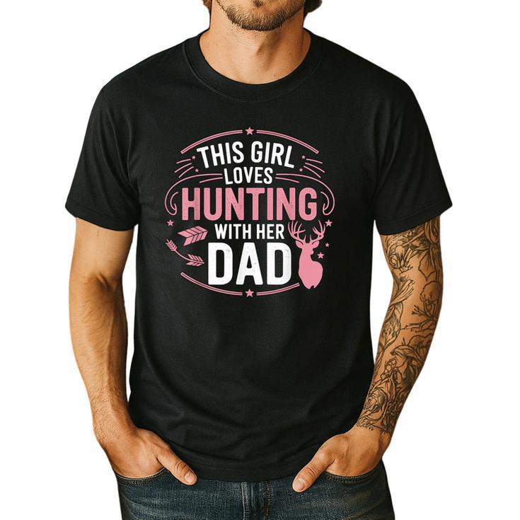 This Girl Loves Hunting With Her Dad Pink Deer Hunter Men's Casual T-Shirt